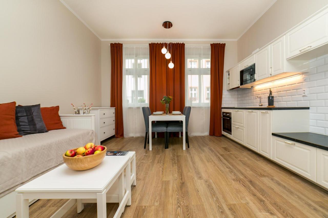 New Studio 3 - Self Check In, Parking Possible, Weekend Free Parking Bratislava Eksteriør bilde