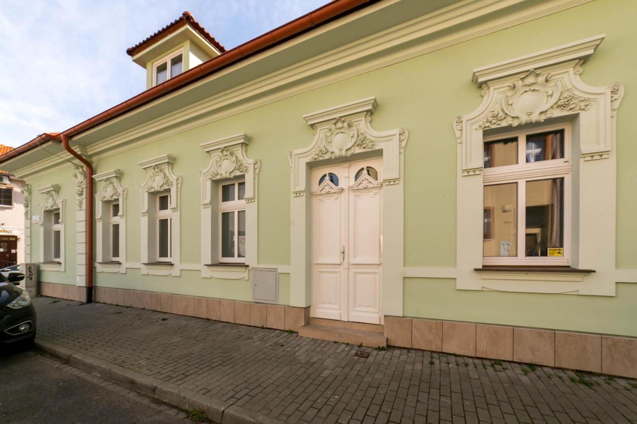 New Studio 3 - Self Check In, Parking Possible, Weekend Free Parking Bratislava Eksteriør bilde