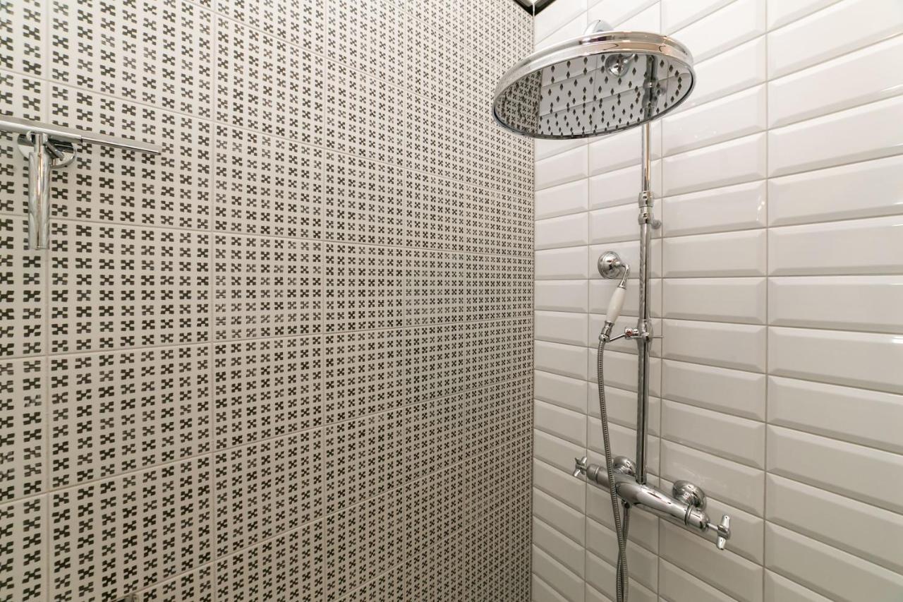 New Studio 3 - Self Check In, Parking Possible, Weekend Free Parking Bratislava Eksteriør bilde